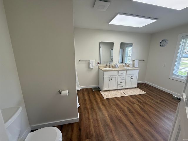 550 W Jefferson Street, Culver, IN 46511