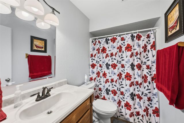 1270 E 140th Place, Glenpool, OK 74033