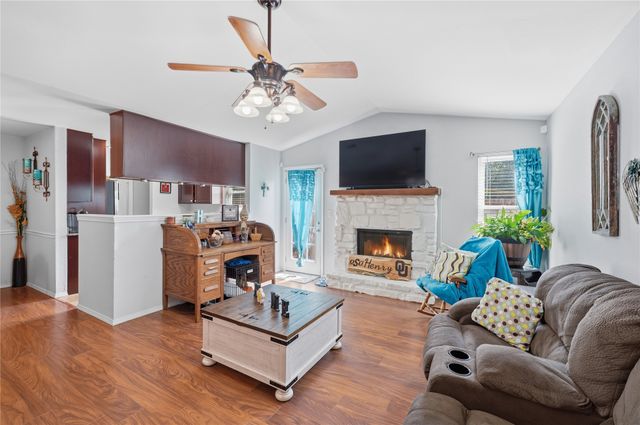 1270 E 140th Place, Glenpool, OK 74033