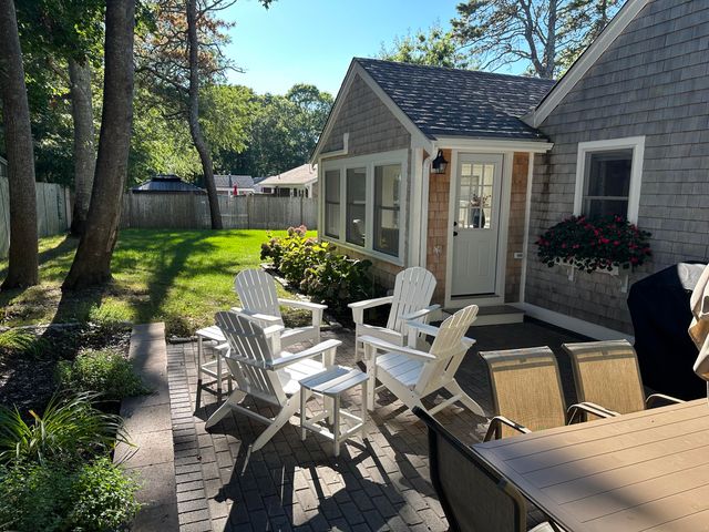 9 Victory Lane, South Yarmouth, MA 02664