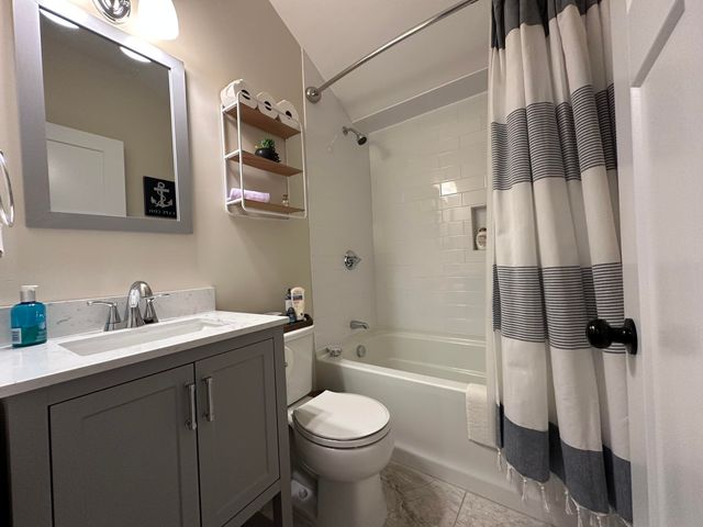 9 Victory Lane, South Yarmouth, MA 02664