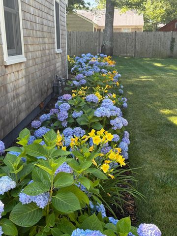 9 Victory Lane, South Yarmouth, MA 02664