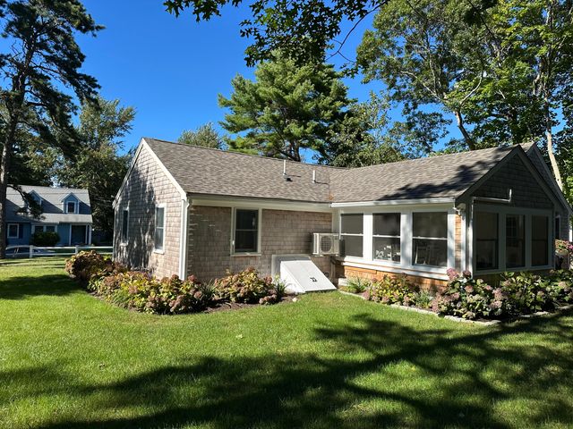 9 Victory Lane, South Yarmouth, MA 02664