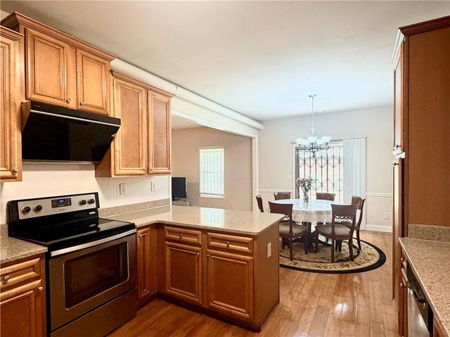 127 Thorncrest Court, Tucker, GA 30084