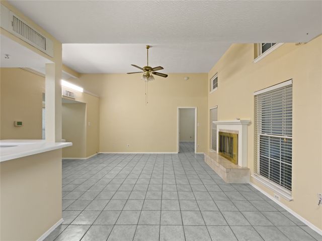 2426 Sutton Drive, Arlington, TX 76018