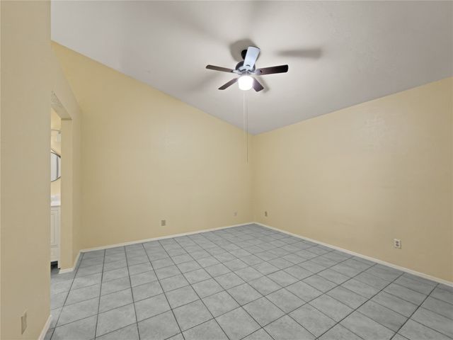 2426 Sutton Drive, Arlington, TX 76018