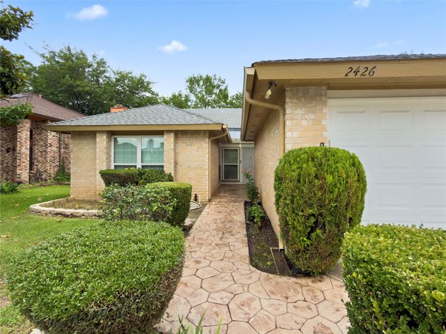 2426 Sutton Drive, Arlington, TX 76018