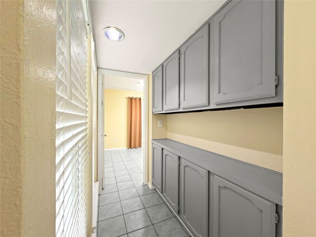 2426 Sutton Drive, Arlington, TX 76018