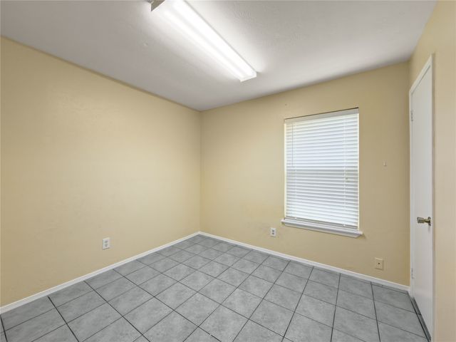 2426 Sutton Drive, Arlington, TX 76018