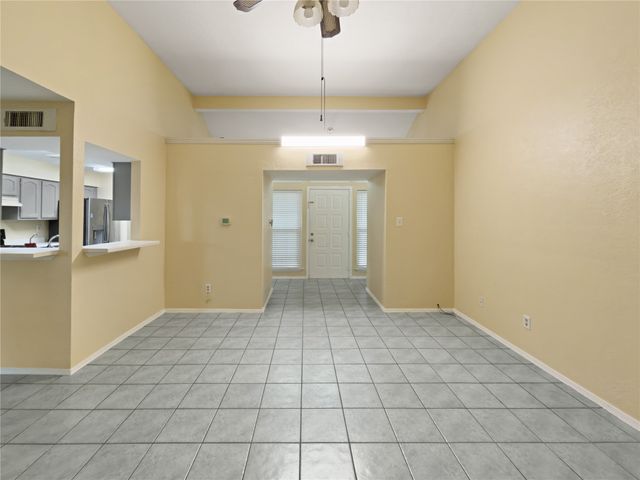 2426 Sutton Drive, Arlington, TX 76018