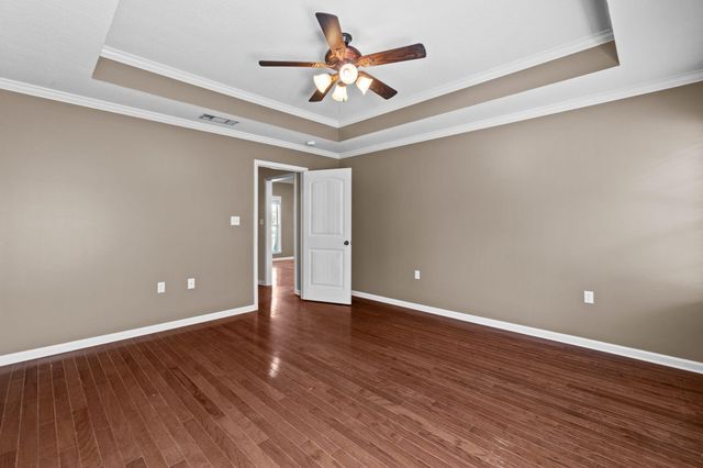 26 E Spruce, Sumrall, MS 39482