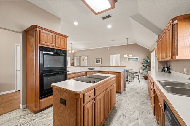 7700 Chandler Court, North Richland Hills, TX 76182