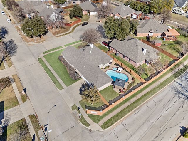 7700 Chandler Court, North Richland Hills, TX 76182