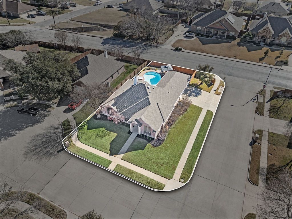 7700 Chandler Court, North Richland Hills, TX 76182