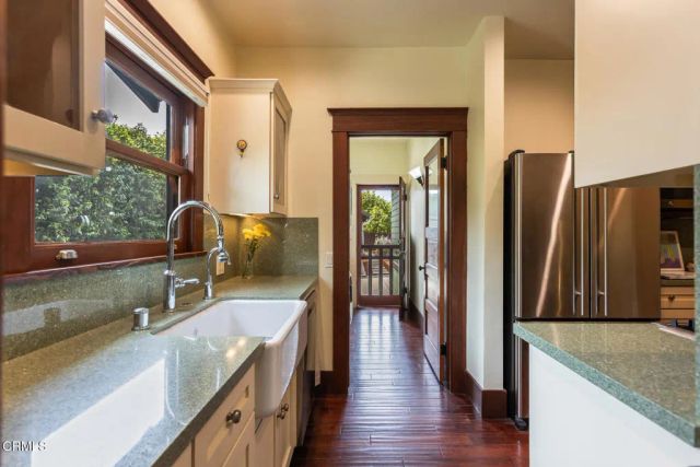 623 N Catalina Avenue, Pasadena, CA 91106