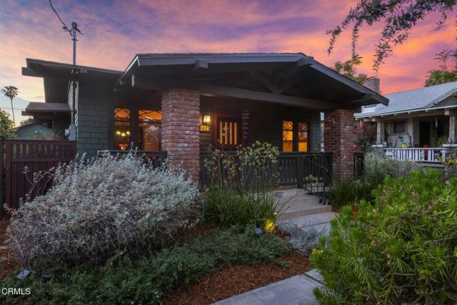 623 N Catalina Avenue, Pasadena, CA 91106