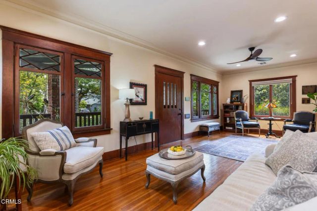 623 N Catalina Avenue, Pasadena, CA 91106