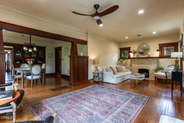 623 N Catalina Avenue, Pasadena, CA 91106