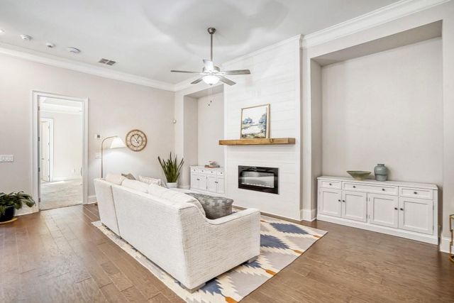 642 Stickley Oak Way, Woodstock, GA 30189