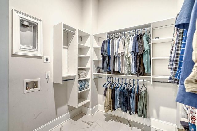 642 Stickley Oak Way, Woodstock, GA 30189