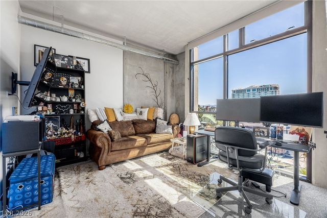 353 East Bonneville Avenue 632, Las Vegas, NV 89101