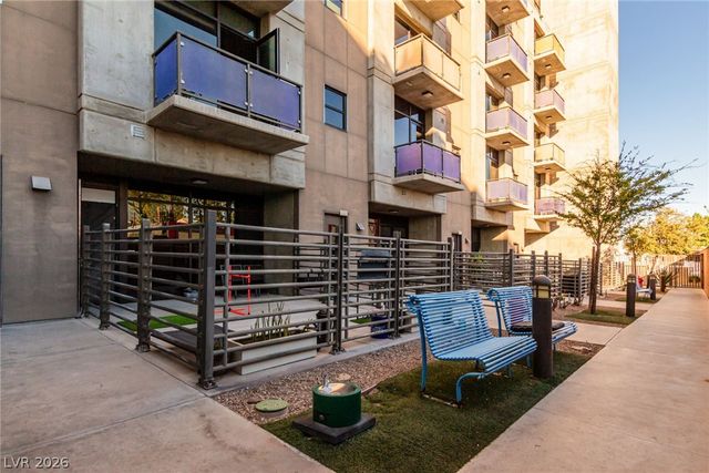 353 East Bonneville Avenue 632, Las Vegas, NV 89101