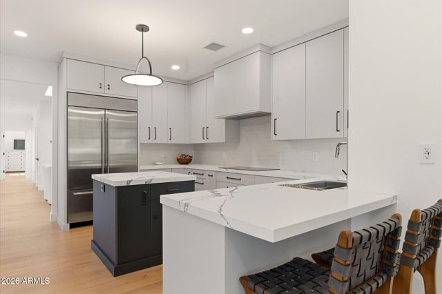 10041 N 52ND Place, Paradise Valley, AZ 85253