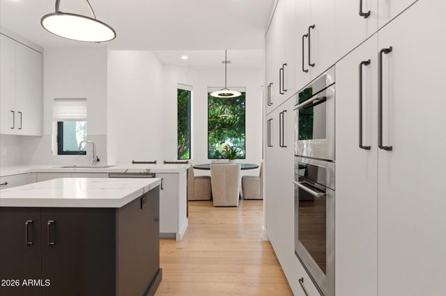 10041 N 52ND Place, Paradise Valley, AZ 85253