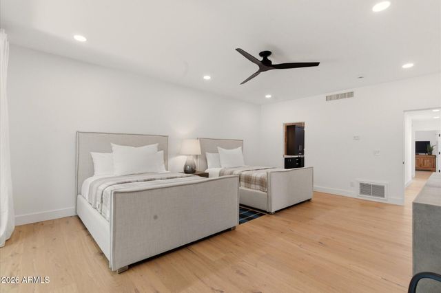 10041 N 52ND Place, Paradise Valley, AZ 85253