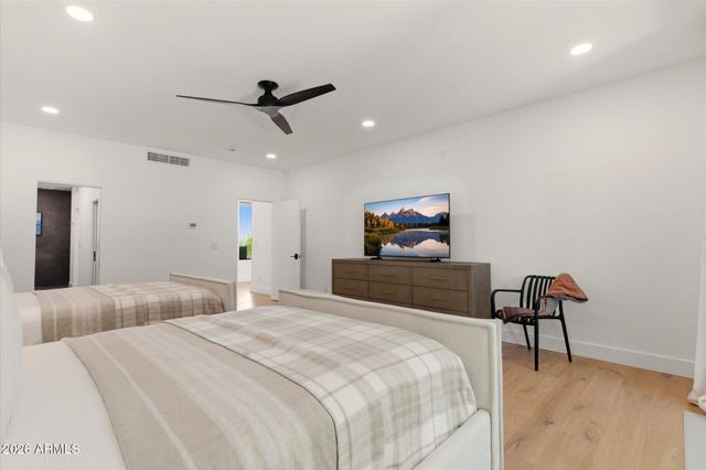 10041 N 52ND Place, Paradise Valley, AZ 85253