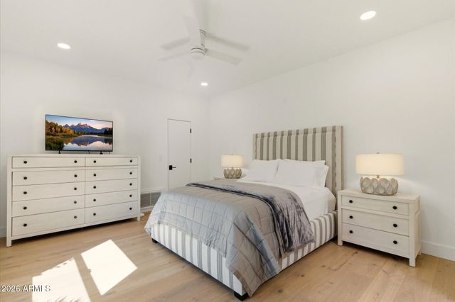 10041 N 52ND Place, Paradise Valley, AZ 85253