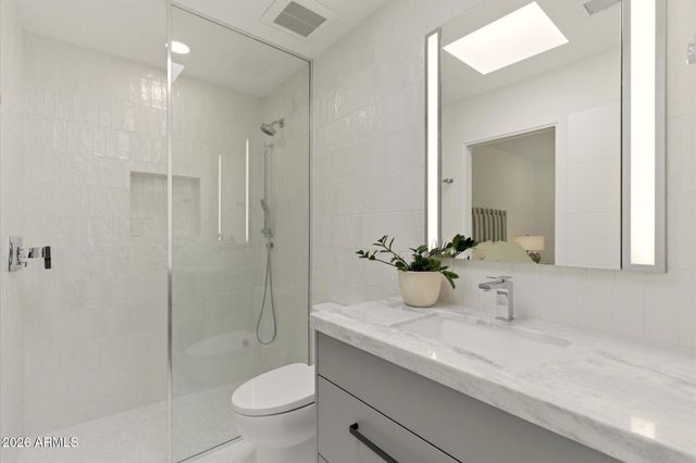 10041 N 52ND Place, Paradise Valley, AZ 85253