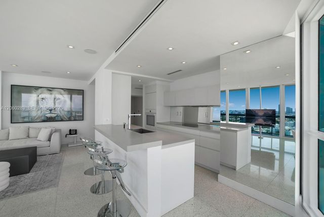 101 20th St 3208, Miami Beach, FL 33139