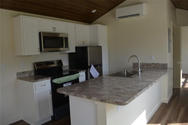 620 THIRD STREET, Oviedo, FL 32765