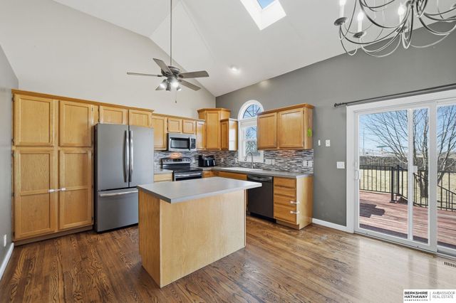 4825 NW Fairway Drive, Lincoln, NE 68521