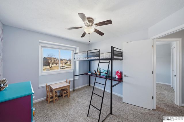 4825 NW Fairway Drive, Lincoln, NE 68521