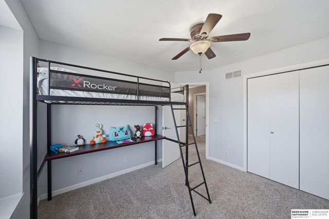 4825 NW Fairway Drive, Lincoln, NE 68521