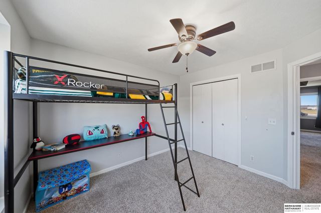 4825 NW Fairway Drive, Lincoln, NE 68521