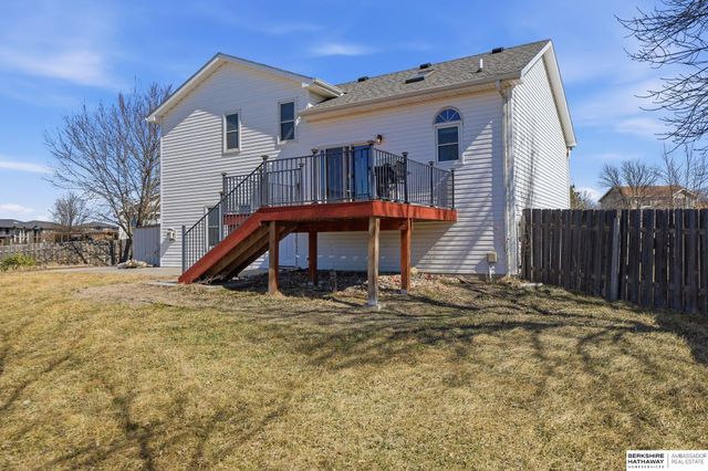 4825 NW Fairway Drive, Lincoln, NE 68521