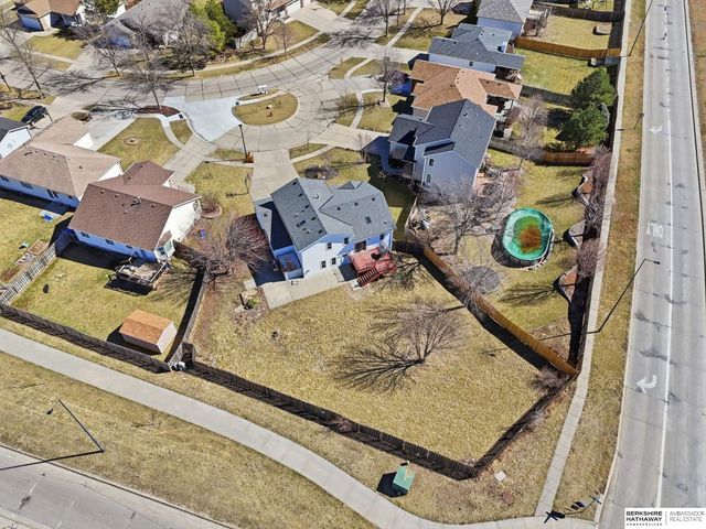 4825 NW Fairway Drive, Lincoln, NE 68521