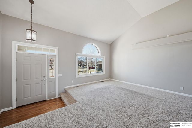 4825 NW Fairway Drive, Lincoln, NE 68521