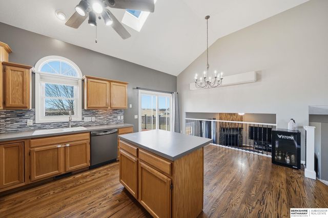 4825 NW Fairway Drive, Lincoln, NE 68521