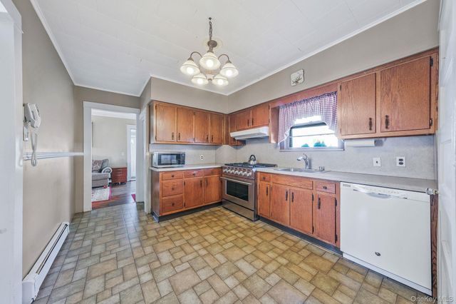 183 West Avenue, Patchogue, NY 11772