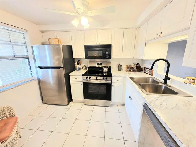 4366 SUMMERSUN DRIVE 4366, New Port Richey, FL 34652