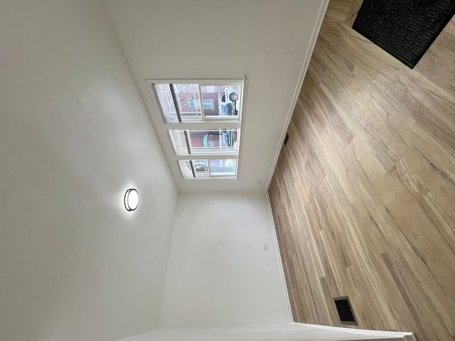 4537 S Hermitage Avenue 1F, Chicago, IL 60609