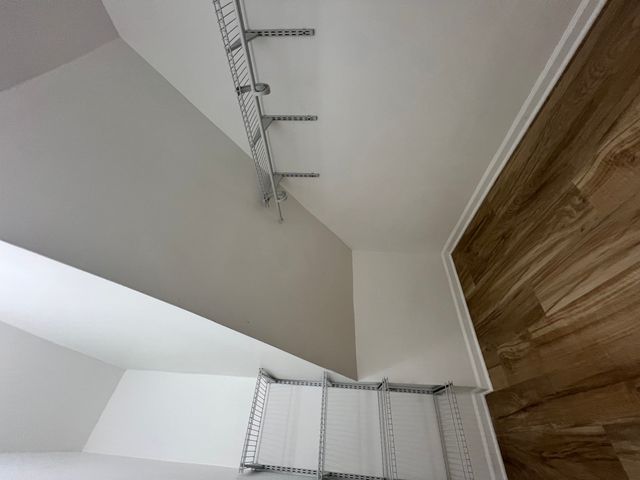 4537 S Hermitage Avenue 1F, Chicago, IL 60609