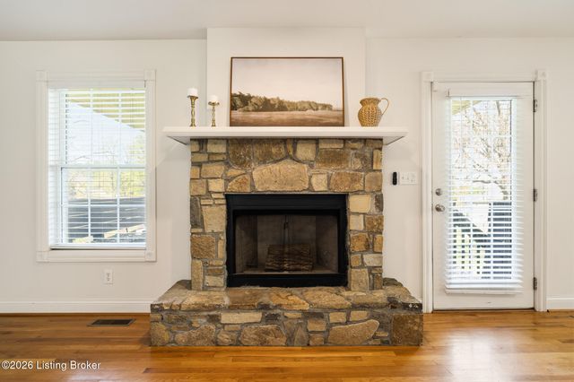 373 The Landings, Taylorsville, KY 40071