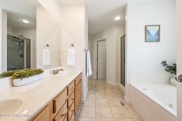 373 The Landings, Taylorsville, KY 40071