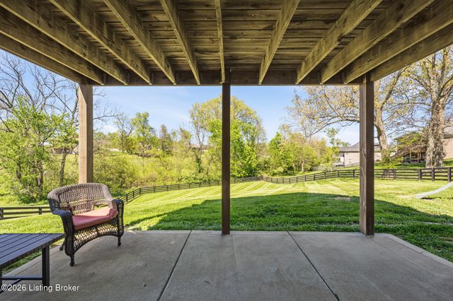 373 The Landings, Taylorsville, KY 40071
