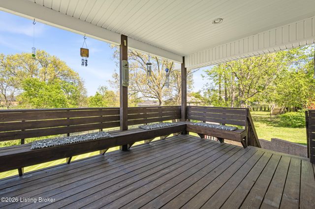 373 The Landings, Taylorsville, KY 40071